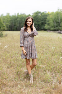 Romance Everywhere Keyhole Dress - *1 LEFT*